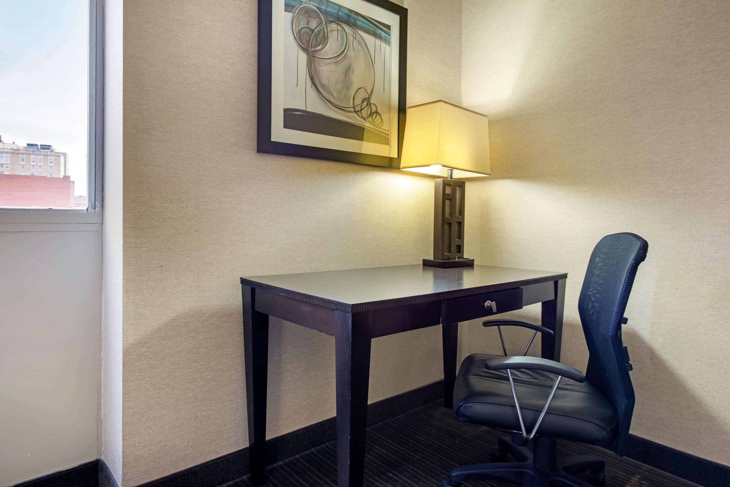 Quality Inn & Suites Charleston - Civic Center Exteriér fotografie