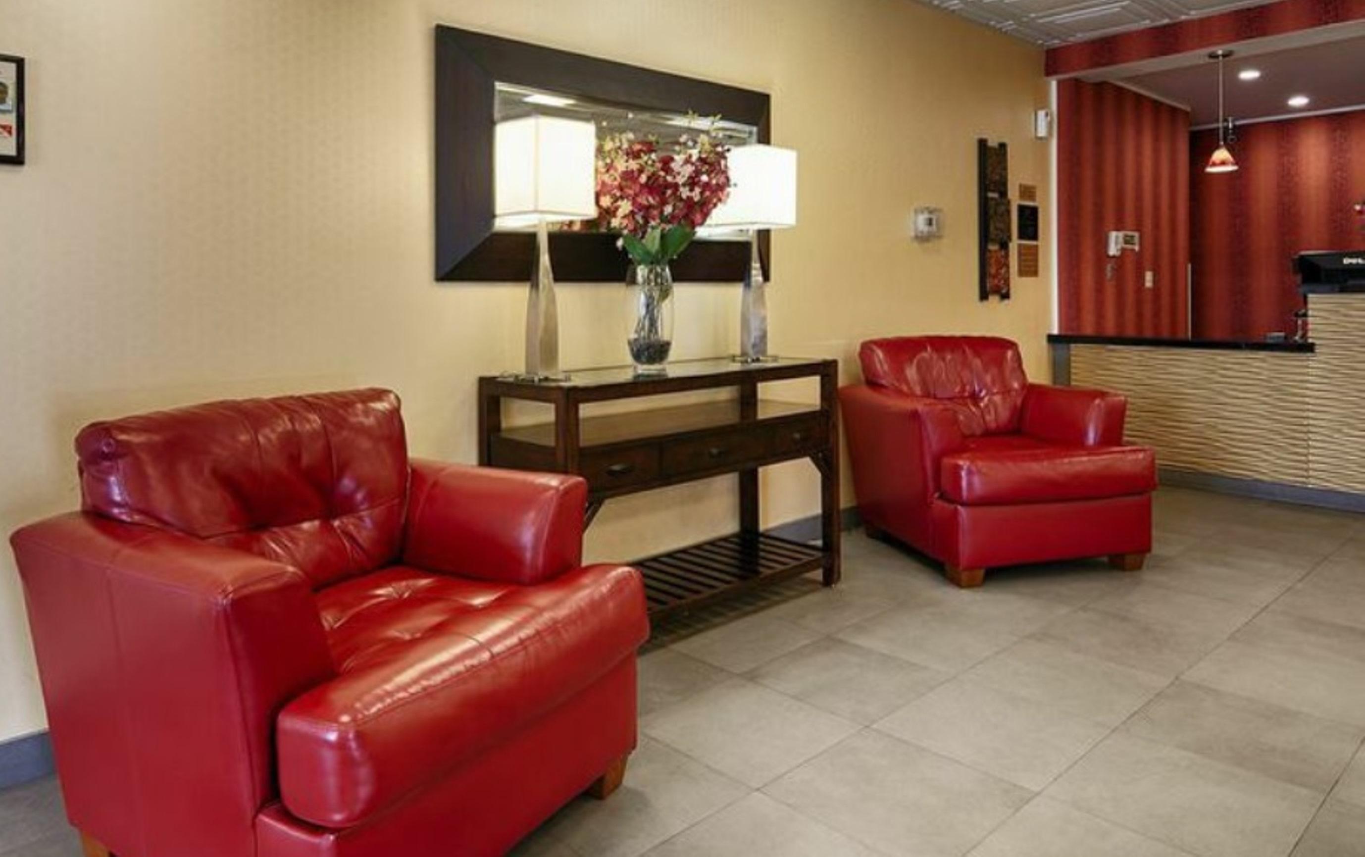 Quality Inn & Suites Charleston - Civic Center Exteriér fotografie